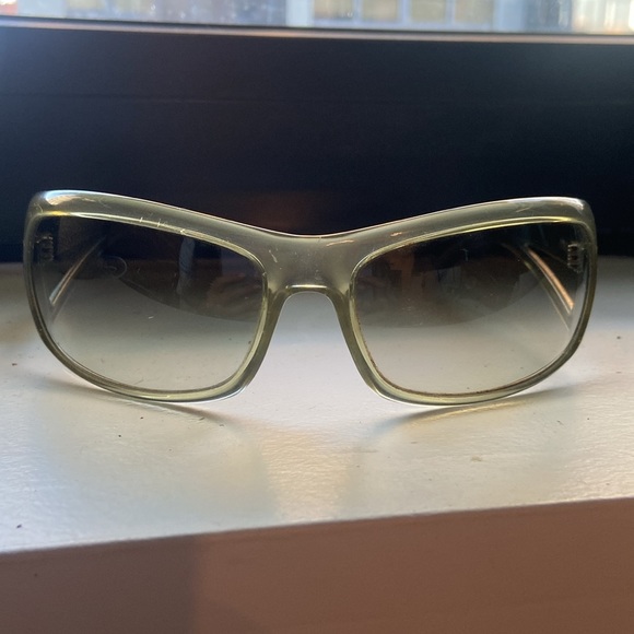 Authentic PRADA Oversized Wrap Sunglasses - Picture 2 of 14